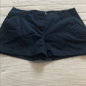 Blue vineyard vines women’s shorts size 4
